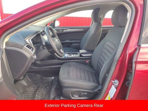 Used 2018 Ford Fusion SE image 10