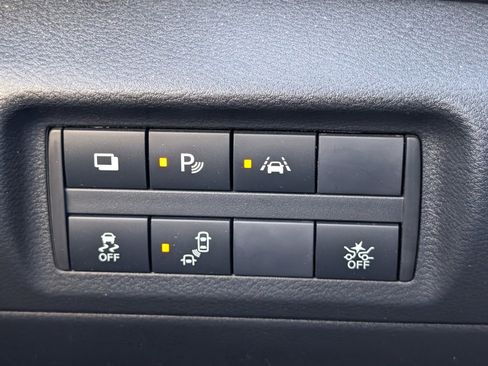 Used 2024 Nissan Kicks S image 13