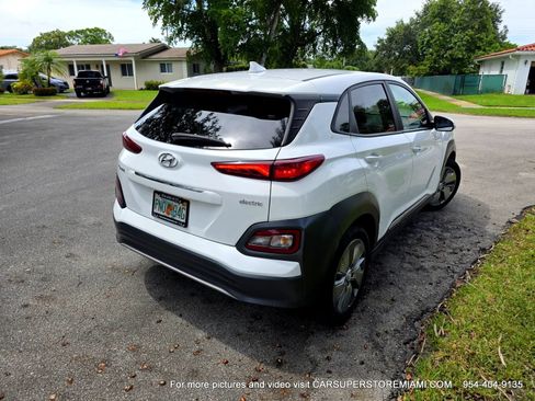 Used 2021 Hyundai Kona Ultimate FWD image 14