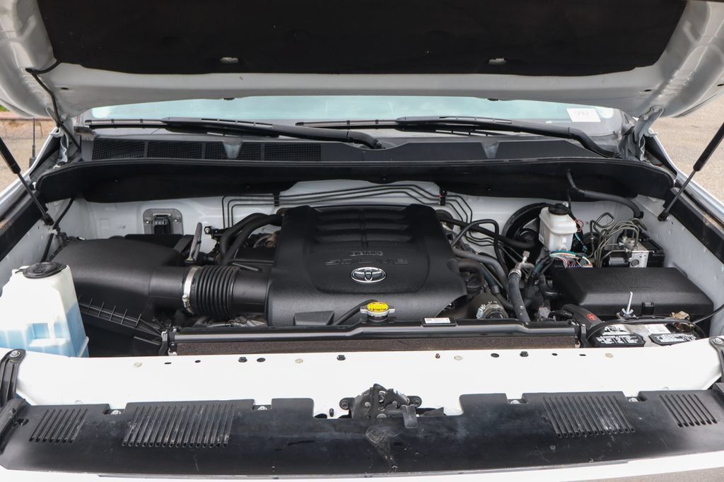 Used 2016 Toyota Tundra SR5 w/ TRD Off Road Package AWD/4WD image 12