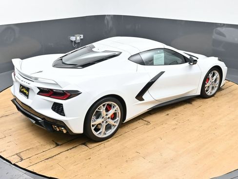 Used 2023 Chevrolet Corvette Stingray Preferred Cpe w/ Z51 Performance Package RWD image 42