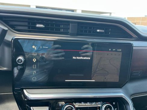 Used 2024 GMC Sierra 3500 Denali Ultimate AWD/4WD image 24