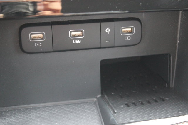 Used 2024 Kia Carnival SX Prestige FWD image 10