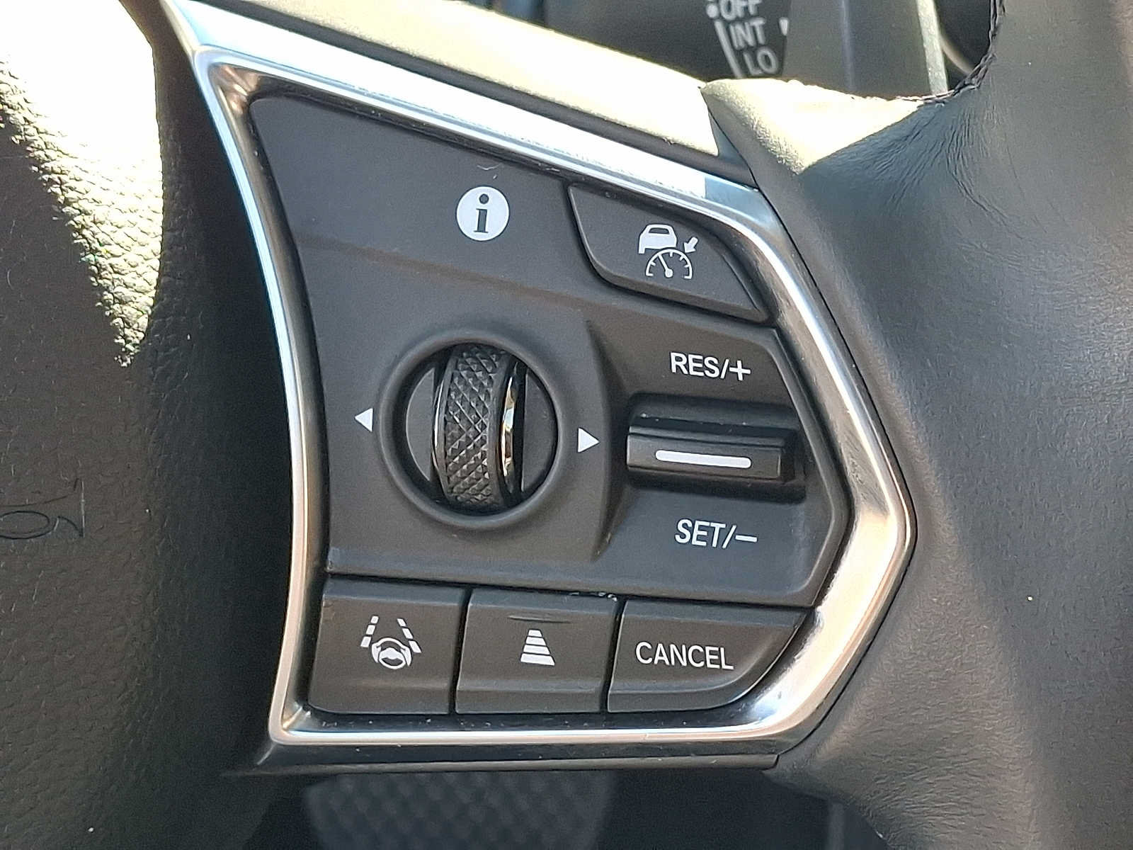 Used 2023 Acura TLX FWD image 22