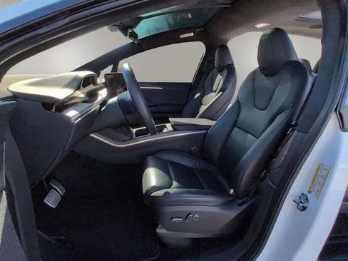 Used 2022 Tesla Model X AWD/4WD image 3