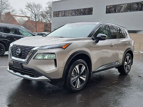 Certified 2023 Nissan Rogue Platinum w/ Platinum Premium Package image 3