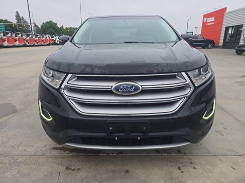 Used 2016 Ford Edge SEL w/ Equipment Group 201A AWD/4WD image 3