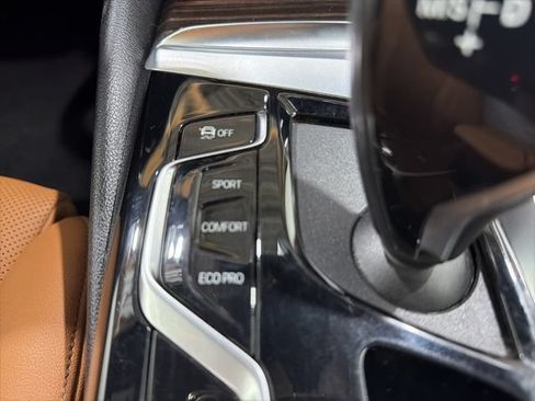 Certified 2023 BMW 530i xDrive w/ Premium Package AWD/4WD image 38