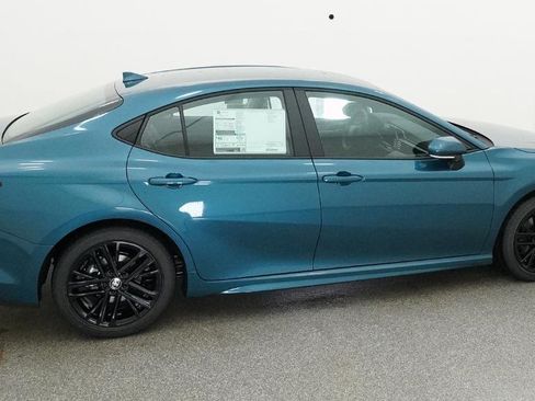 New 2026 Toyota Camry SE FWD image 13