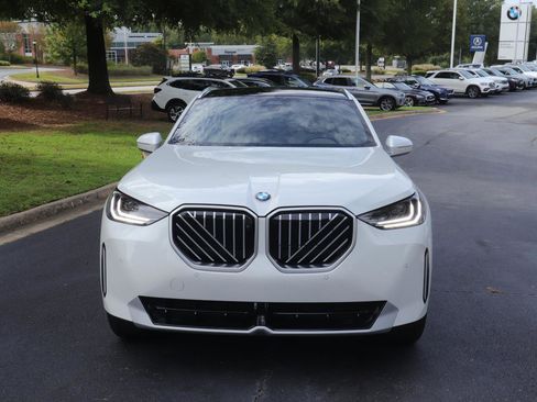 New 2026 BMW X3 xDrive30 w/ Premium Package image 3