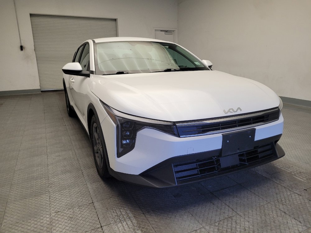 Used 2025 Kia K4 FWD image 14