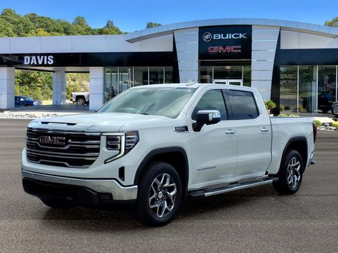 Used 2023 GMC Sierra 1500 SLT w/ SLT Premium Plus Package AWD/4WD image 3