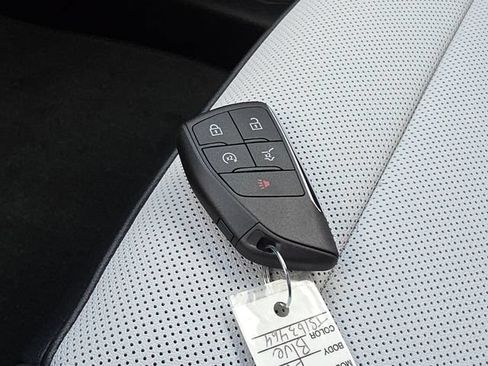New 2026 Chevrolet Equinox EV LT w/ Active Safety Package 3 FWD image 32