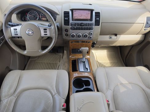 Used 2005 Nissan Pathfinder LE w/ (U01) LE Navigation Pkg RWD image 9