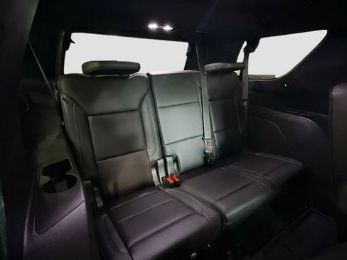 Used 2021 Chevrolet Tahoe Z71 w/ Z71 Signature Package AWD/4WD image 29