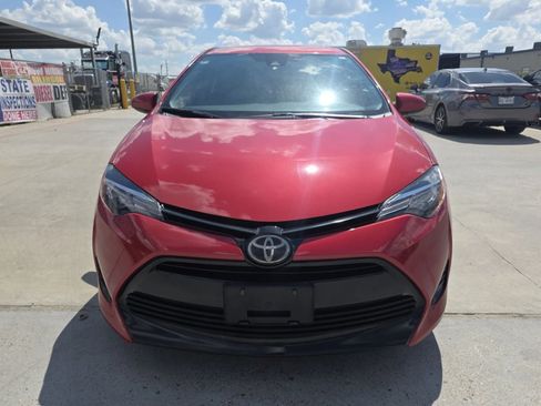 Used 2018 Toyota Corolla LE FWD image 5