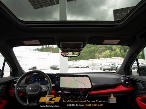 New 2025 Chevrolet Blazer EV RS AWD/4WD image 15