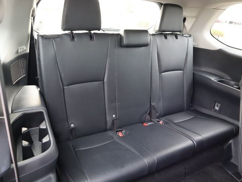 Used 2024 Toyota Grand Highlander Limited image 22