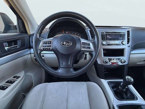 Used 2014 Subaru Outback 2.5i AWD/4WD image 10