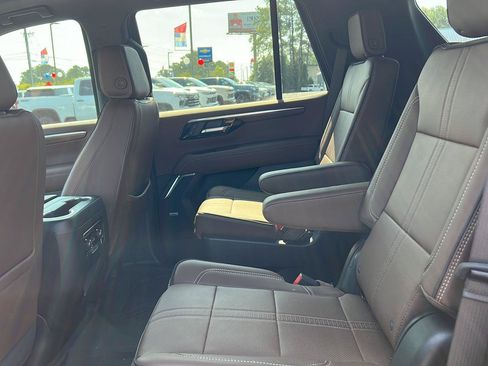 Used 2026 Chevrolet Tahoe High Country w/ Sun And Tow Package AWD/4WD image 12