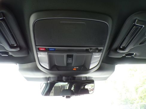 Used 2026 Subaru Forester Touring AWD/4WD image 30