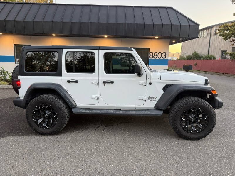 Used 2020 Jeep Wrangler Unlimited Sport S AWD/4WD image 4