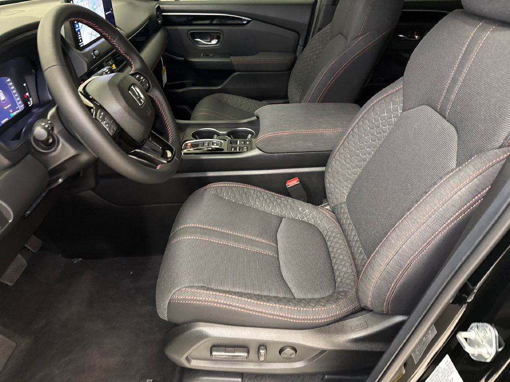 New 2026 Honda Pilot Sport image 17