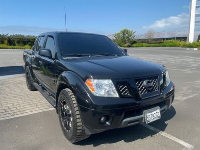 Used 2021 Nissan Frontier SV w/ Midnight Edition Floor Mats