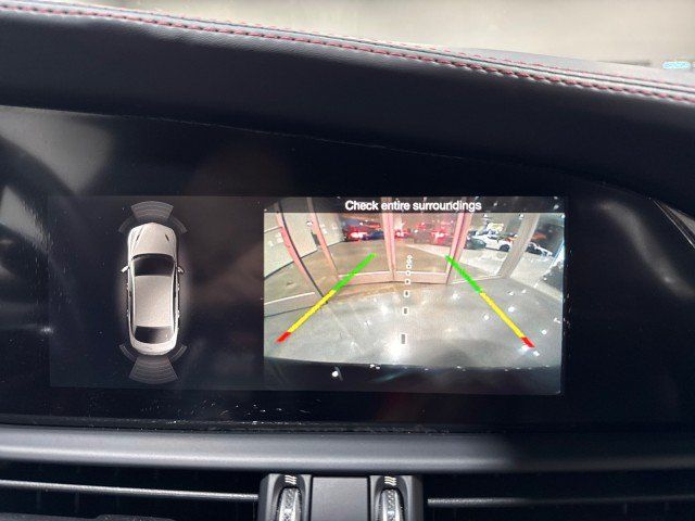 Used 2018 Alfa Romeo Giulia Quadrifoglio w/ Driver Assist Dynamic Package RWD image 83