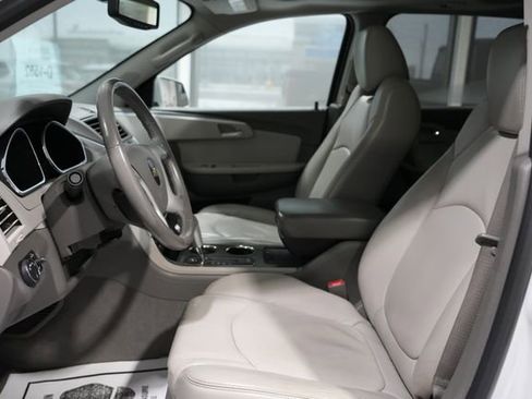 Used 2010 Chevrolet Traverse LT w/ Personal Connectivity Package image 13