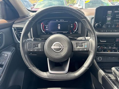 Used 2022 Nissan Rogue Platinum w/ Head-Up Display Package AWD/4WD image 31