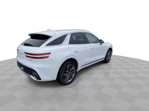 Used 2022 Genesis GV70 2.5T w/ Select Package image 2