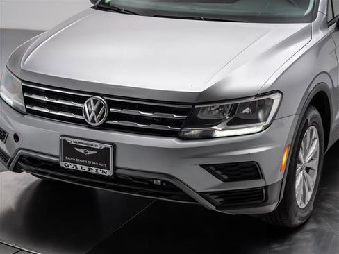 Used 2019 Volkswagen Tiguan S image 9