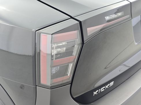 New 2026 Nissan Kicks S image 31