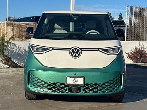 New 2025 Volkswagen ID. Buzz 1st Edition image 3