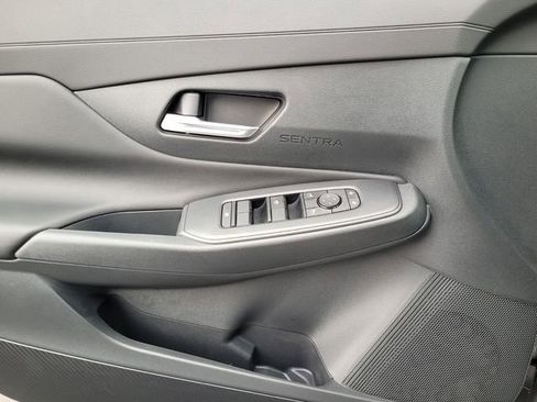 New 2026 Nissan Sentra SV w/ SV Convenience Package FWD image 20