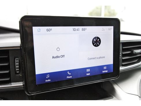 Used 2022 Ford Explorer XLT w/ Equipment Group 202A RWD image 11