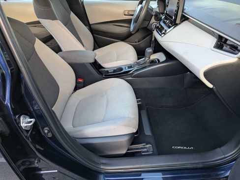 Used 2022 Toyota Corolla LE image 19