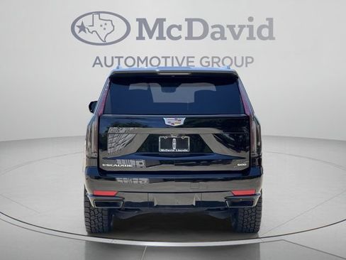 Used 2023 Cadillac Escalade Sport Platinum AWD/4WD image 6