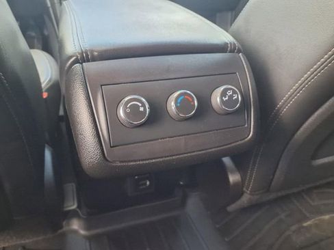Used 2017 Buick Enclave Leather image 10