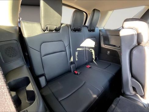 Used 2023 Nissan Pathfinder Platinum w/ Lighting Package (N93) FWD image 26