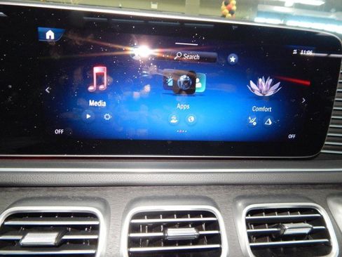 Used 2024 Mercedes-Benz GLE 53 AMG 4MATIC Coupe w/ Driver Assistance Package image 39