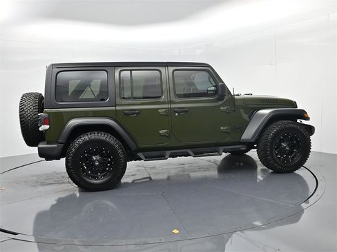 Used 2020 Jeep Wrangler Unlimited Willys image 8
