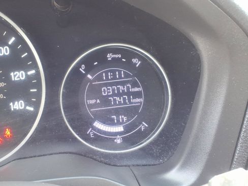 Used 2018 Honda HR-V EX image 8