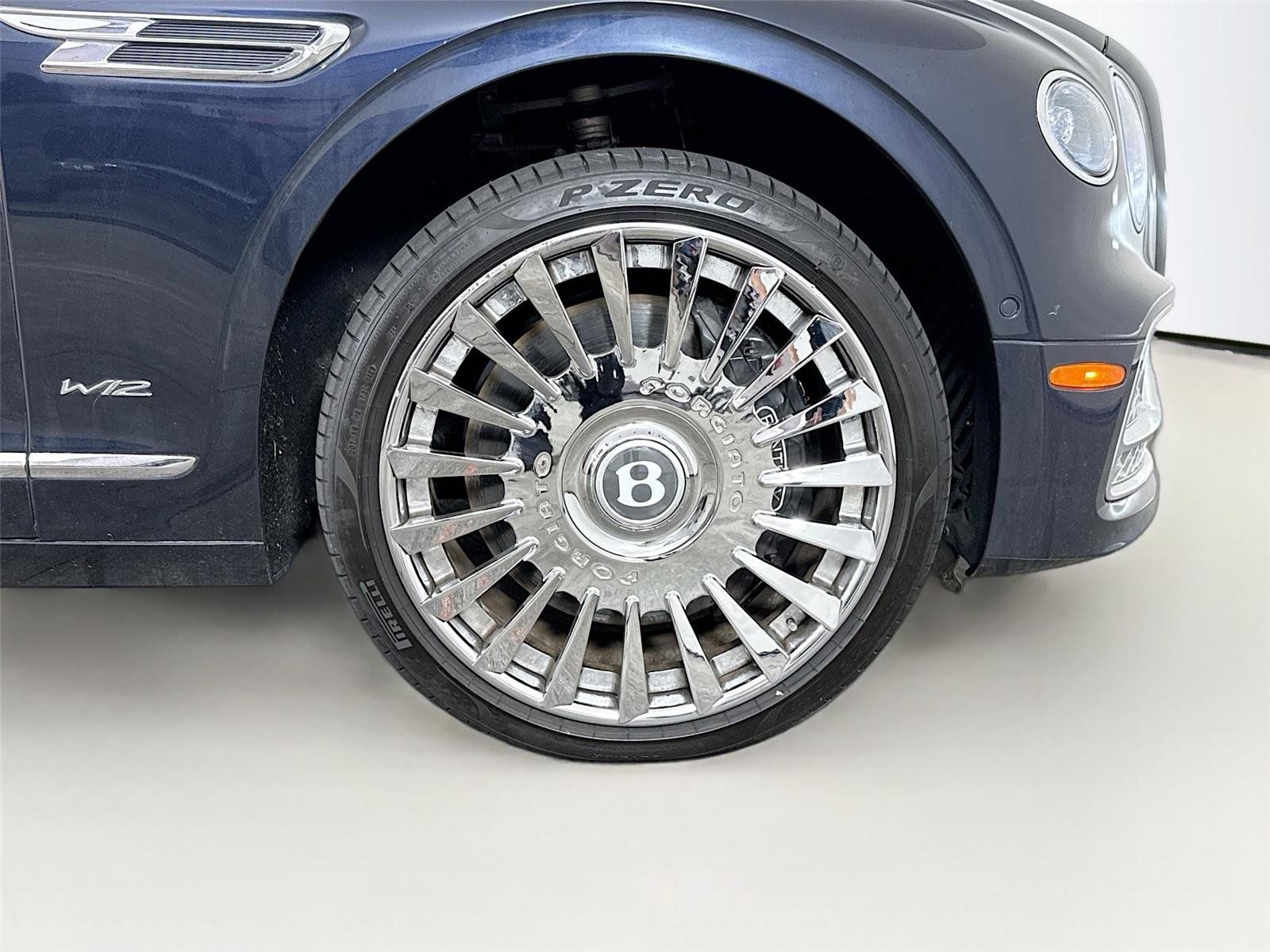Used 2022 Bentley Flying Spur W12 AWD/4WD image 35