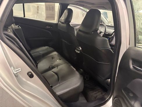 Used 2019 Toyota Prius Limited w/ Premium Convenience Package FWD image 18