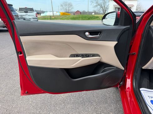 Used 2019 Hyundai Accent SE image 8