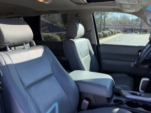 Used 2008 Toyota Sequoia Limited image 20