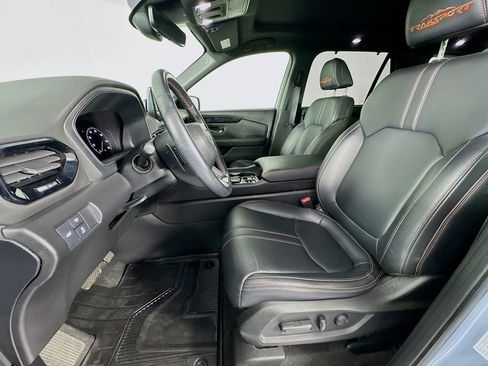 Used 2023 Honda Pilot TrailSport image 24