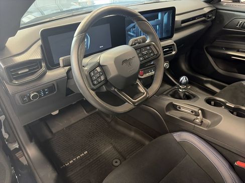 Used 2026 Ford Mustang Dark Horse RWD image 9